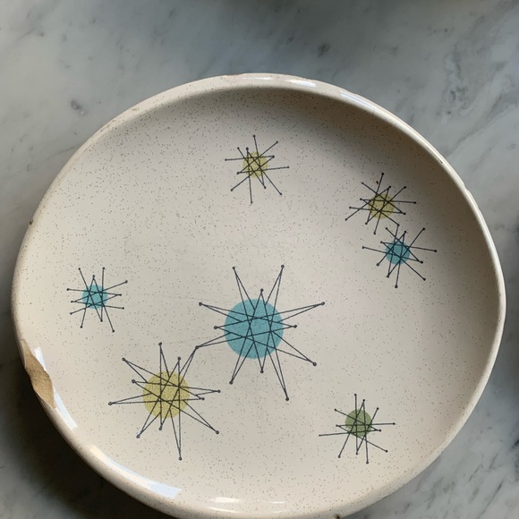 One lot of Franciscan starburst pattern dishes with chips - Picture 6 of 10